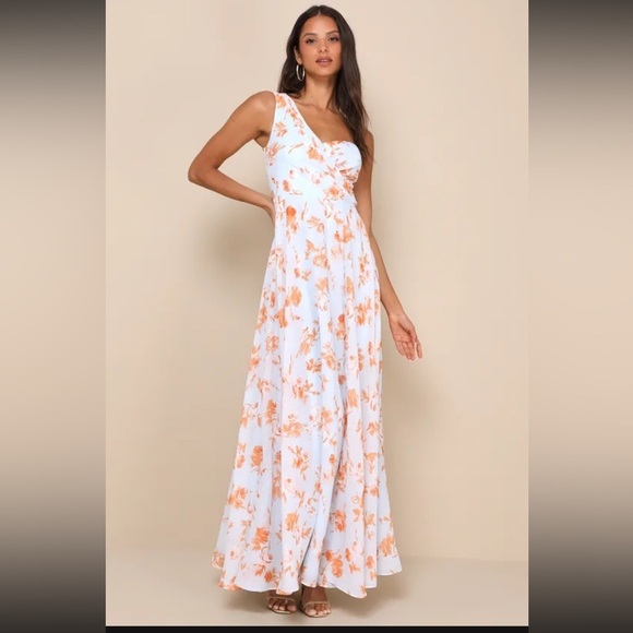 Lulus Dresses & Skirts - NWT Women’s LULU’S Fashionably Refined floral one shoulder maxi dress- Size Med